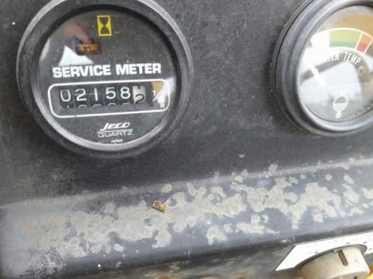 ขายค่ะ..KOMATSU D2OPL-6  เก่าญี่ปุ่นแท้  สภาพสวย  แทรค  70  เครื่องปั๊มดี  ลองระบบกันได้ทุกวัน  โทร  089-3818694  ดวงนภา