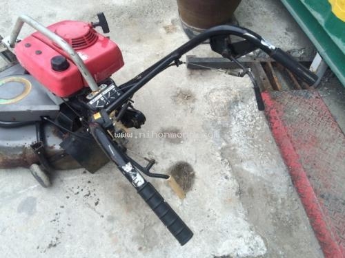 ราคาพิเศษ!! รถตัดหญ้าแบบเดินตามGENSHO AZ660 ราคา : 12,000 บาท รหัสสินค้า : 80904313 www.nihonmono.com