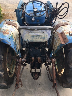 รถไถ อิเซกิ 22 แรง TS2210 พร้อมบุ้งกี๋ ราคาน่าคุย รถไถ อิเซกิ 22 แรง TS2210 พร้อมบุ้งกี๋ ราคาน่าคุย