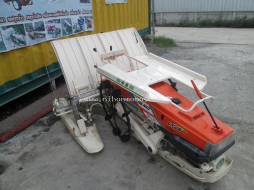 ราคาพิเศษ!! รถปลูกข้าวดำนาเดินตาม KUBOTA NS450 ราคา : 23,000 บาท รหัสสินค้า : 80904332  www.nihonmono.com