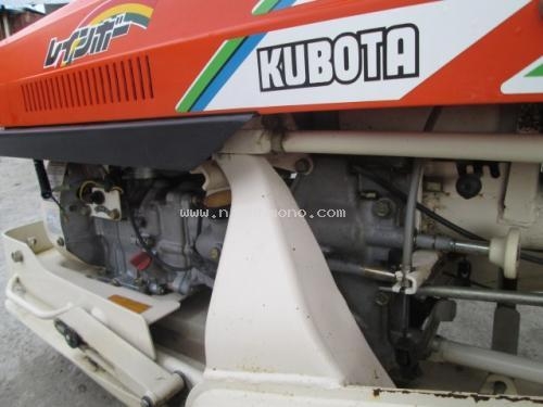ราคาพิเศษ!! รถปลูกข้าวดำนาเดินตาม KUBOTA NS450 ราคา : 23,000 บาท รหัสสินค้า : 80904332  www.nihonmono.com