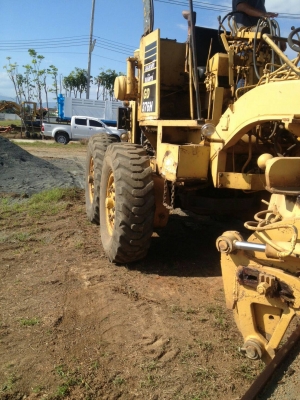 ขายรถเกรดKomatsu Gd376Hสภาพสวยพร้อมใช้ ติดต่อคุณอ๊อฟ พิจิตร086-737-9991