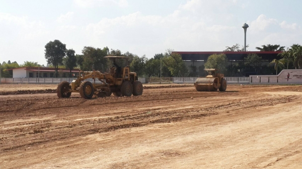 ขายรถเกรดKomatsu Gd376Hสภาพสวยพร้อมใช้ ติดต่อคุณอ๊อฟ พิจิตร086-737-9991