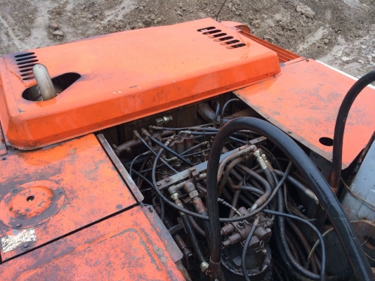 ขายHitachi Ex200-2Super สภาพสวยพร้อมใช้ ต่อคุณอ๊อฟพิจิตร086-737-9991