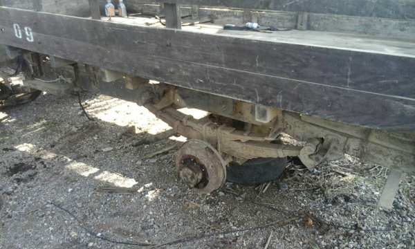 ขายโคลงอีแต๋นคัชซีแอลใหญ่ ไม่มีเครื่องกับเกียร์ขาย 20,000บาท 089-2095791