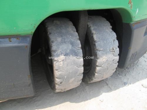 ขาย!! รถยกไฟฟ้าTOYOTA   7FBL10  รหัสสินค้า 13001034 ราคา 99,000 บาท ติดต่อ 081-828-3376 www.nihonmono.com