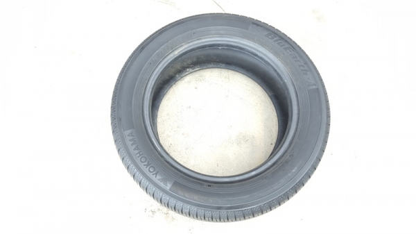 ขายยาง195/55/15 ปี 4514 YOKOHAMA Bluearth 4 เส้น