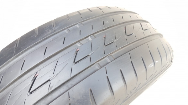 ขายยาง215/60/16 ปี 14  BRIDGESTONE EP200 4 เส้น