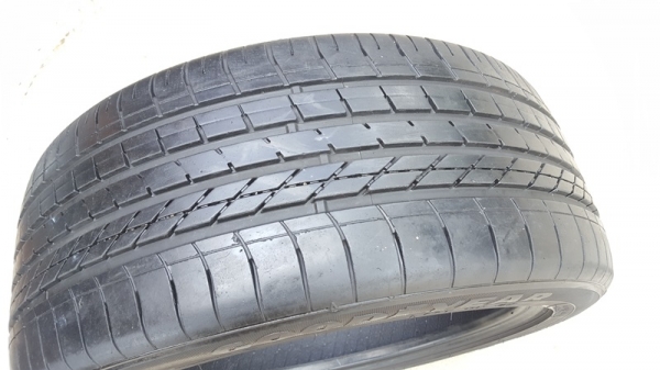 ขายยาง225/45/17 ปี 0813 GOODYEAR 2 เส้น