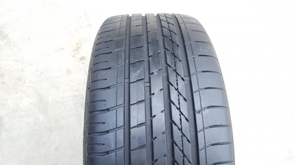 ขายยาง225/45/17 ปี 0813 GOODYEAR 2 เส้น
