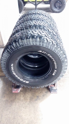 ... BF AT (USA.)  295-75-16  ปี 11 ดอกเต็มๆ นิ่มๆ ...