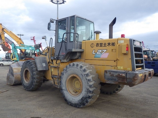 ขาย : รถตัก ยี่ห้อ : TCM รุ่น : L27