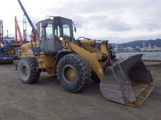 ขาย : รถตัก ยี่ห้อ : TCM รุ่น : L27