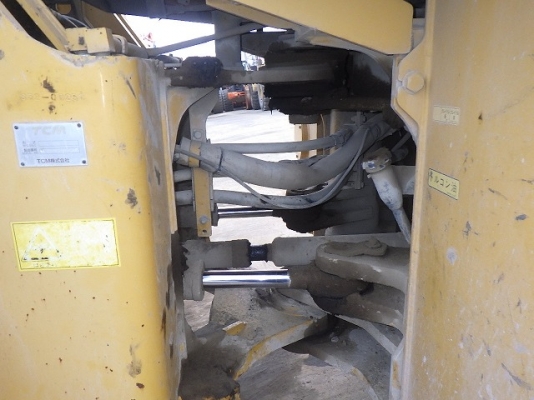 ขาย : รถตัก ยี่ห้อ : TCM รุ่น : L27