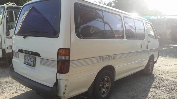 ขายรถตู้TOYOTA ไฮเอช ปี93 เครื่อง2.5CC