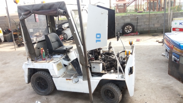 **ขาย**TOWING CAR-TOYOTA-2TG10 เครื่อง 5K เกียร์ DYNA