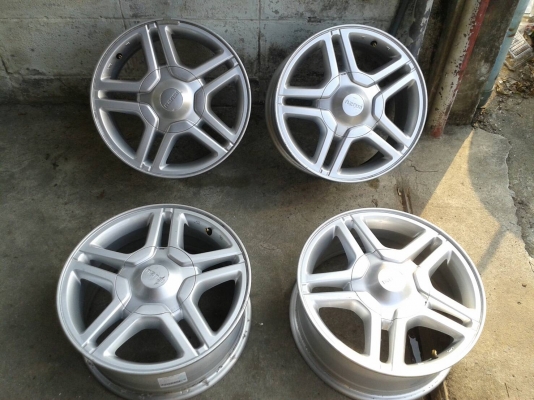 ล้ออีสุขอบ16นิ้ว6รู ชุดนี้ ราคา 5900 บาท