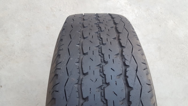ขายยาง225/75/15 ปี 11 BRIDGESTONE R669  2 เส้น