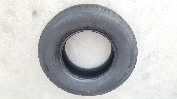 ขายยาง225/75/15 ปี 11 BRIDGESTONE R669  2 เส้น