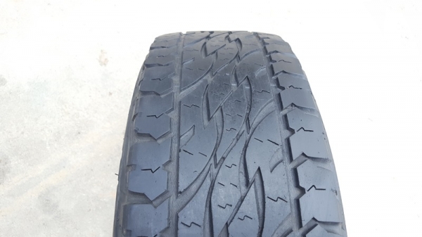 ขายยาง235/70/15 ปี 3512 BRIDGESTONE AT 2 เส้น