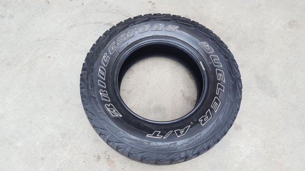 ขายยาง235/70/15 ปี 3512 BRIDGESTONE AT 2 เส้น