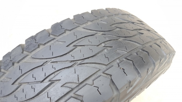 ขายยาง235/70/15 ปี 3512 BRIDGESTONE AT 2 เส้น