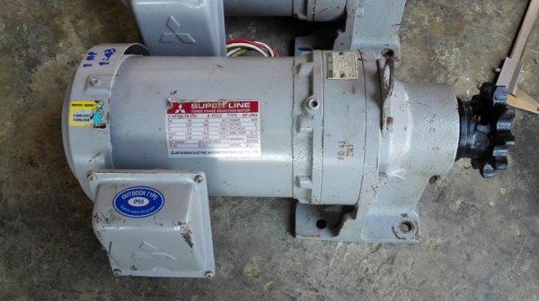 ** SOLD ** มอเตอร์เกียร์ Mitsubishi Sumitomo 1 HP ทด 1:43 (32rpm) 380V พร้อมใช้งาน