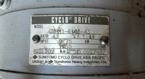 ** SOLD ** มอเตอร์เกียร์ Mitsubishi Sumitomo 1 HP ทด 1:43 (32rpm) 380V พร้อมใช้งาน