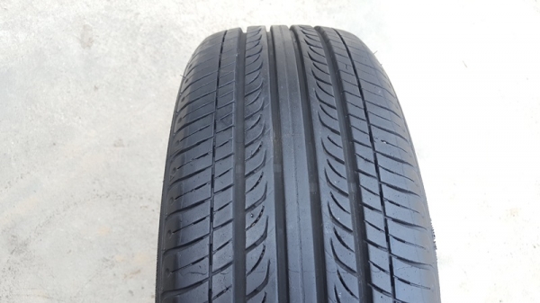 ขายยาง185/60/15 ปี 15 THUNDERER 4 เส้น