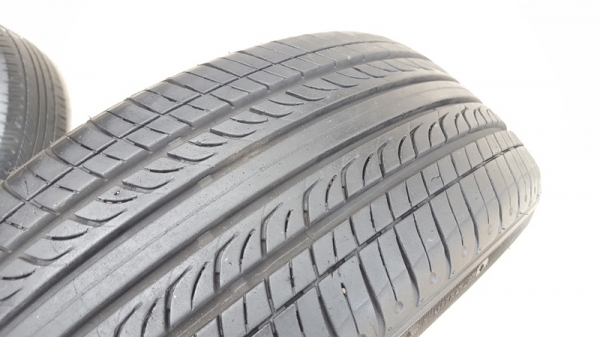 ขายยาง185/60/15 ปี 15 THUNDERER 4 เส้น