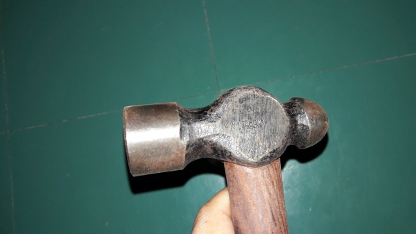 ขายค้อนตุ้มอังกฤษ Made in England.ด้ามไม้สวยงาม ขายค้อนตุ้มอังกฤษ Made in England.ด้ามไม้สวยงาม