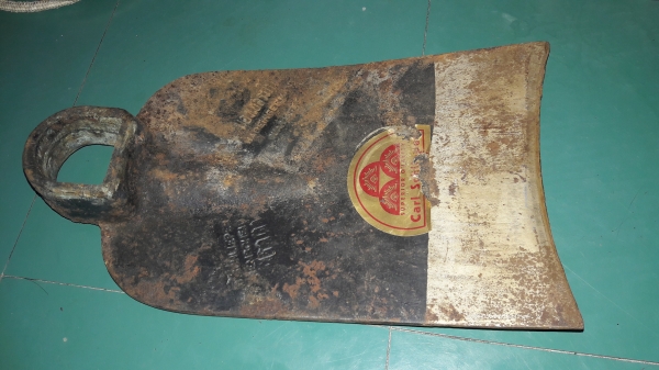 ขายจอบตราตาขนาด3 1/2 งานเก่าเก็บเยอรมันMade in Germany.