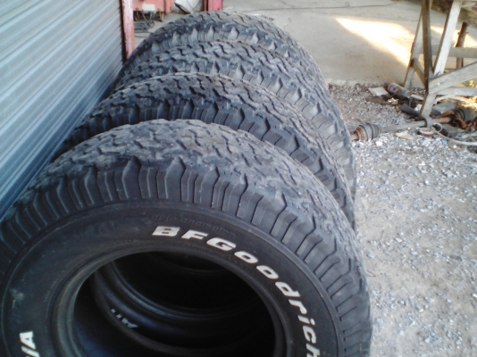 ยางbf265/75/16usaปี09ราคา5500ติดต่อ0954528689