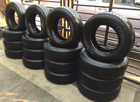 รอบนี้มาแค่ 4ชุดครับ ยาง Bridgestone 245 70 16 ปี16 ดอกเต็ม เนื้อนิ่ม ใช้ยาว ราคาไม่แพง