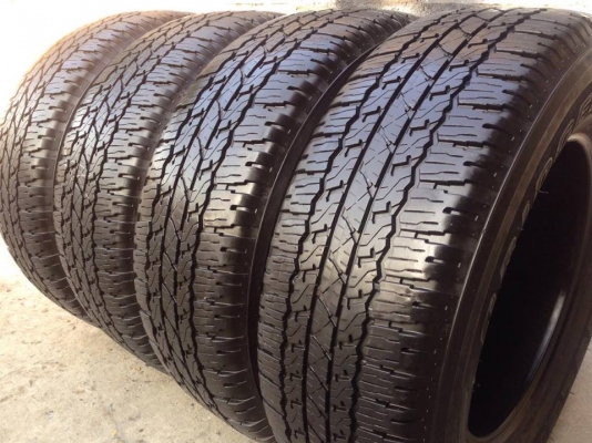 ยาง 265-65-17 Bridgstone ปี 15 ครบชุด 4 เส้น 7500 ไม่บวมไม่กินข้างดอกยางเหลือเยอะเอาไปวิ่งกันใด้อีกยาวค่ะ