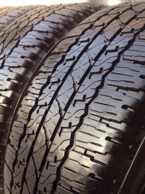 ยาง 265-65-17 Bridgstone ปี 15 ครบชุด 4 เส้น 7500 ไม่บวมไม่กินข้างดอกยางเหลือเยอะเอาไปวิ่งกันใด้อีกยาวค่ะ ยาง 265-65-17 Bridgstone ปี 15 ครบชุด 4 เส้น 7500 ไม่บวมไม่กินข้างดอกยางเหลือเยอะเอาไปวิ่งกันใด้อีกยาวค่ะ