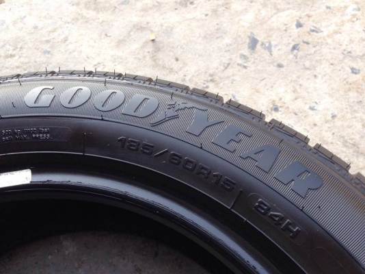 ยาง 185-60-15 GOOD YEAR ปี 16 ครบชุด 4 เส้น 4000 สวยๆไม่มีปะไม่บวมไม่กินข้างดอกยางเหลือเยอะเอาไปวิ่งกันใด้อีกยาวค่ะ