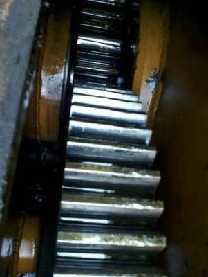 KOMATSU GD37-5 รถเกรด KOMATSU GD37-5 รถเกรด