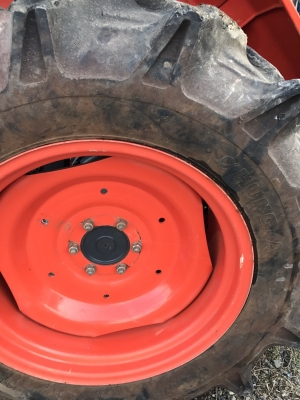 ขายรถไถคูโบต้า L4508Di พร้อมดันหน้า สภาพเดิมเล่มทะเบียนพร้อมโอน