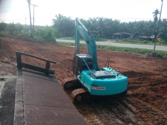 ขาย KOBELCO SK 210 NLC-6 YQ 07(รถนำเข้า ) เล่มทะเบียน ราคา 1,200,000 บาท