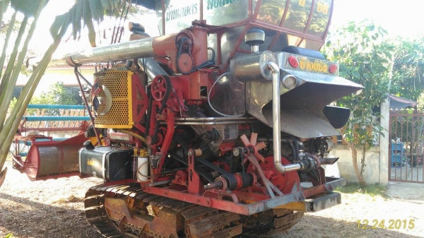 รถเกี่ยวข้าวจ้าวช้างมีชัย tcb250