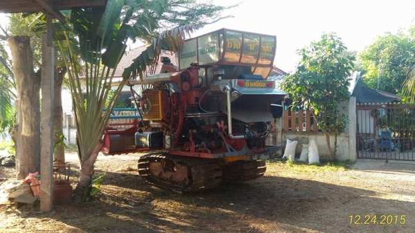 รถเกี่ยวข้าวจ้าวช้างมีชัย tcb250