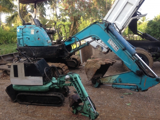 ขายแบคโฮจิ๋ว