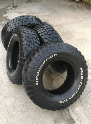 ขายาง BF KM2 265/75/16