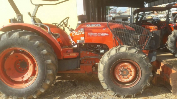 ขาย คูโบต้า M 7040   ดันหน้า พร้อมทะเบียน