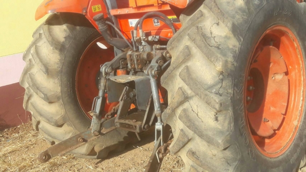 ขาย คูโบต้า M 7040 ดันหน้า พร้อมทะเบียน ขาย คูโบต้า M 7040 ดันหน้า พร้อมทะเบียน