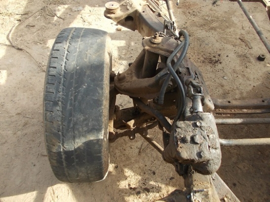 ขายแชสซีส NISSAN BIG M. สภาพดีพร้อมเล่มชุดโอนและช่วงล่างทั้งชุด