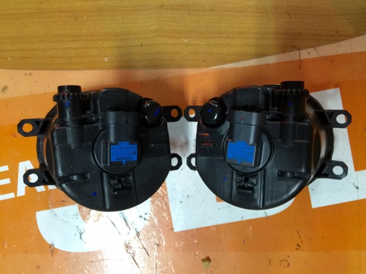 ขายไฟตัดหมอก TOYOTA YARIS ปี2014 ECOCAR แท้ไต้หวัน ขายไฟตัดหมอก TOYOTA YARIS ปี2014 ECOCAR แท้ไต้หวัน