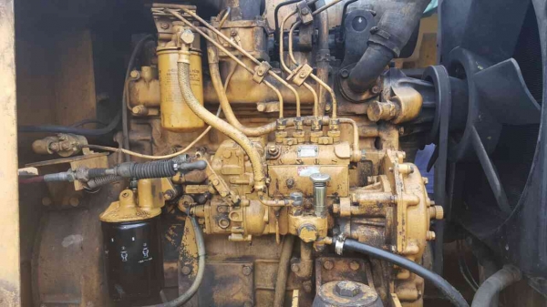 ขายรถตักล้อยาง KOMATSU 510 กรองเดี่ยว สนใจติดต่อ 081-7621704 คุณรัตนศักดิ์