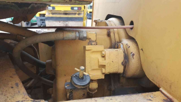 ขายรถตักล้อยาง KOMATSU 510 กรองเดี่ยว สนใจติดต่อ 081-7621704 คุณรัตนศักดิ์